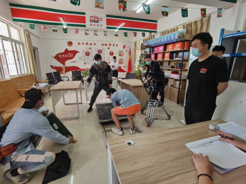 红河县广告片拍摄公司：极简主义践行者，少即是多的视觉哲学