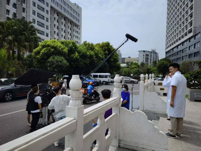 红河县广告片拍摄公司低成本实现高规格制作的诀窍